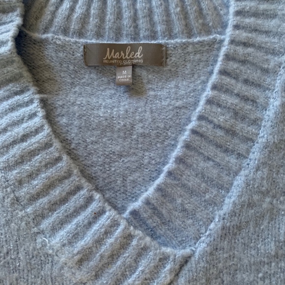 Sweater, v-neck, long sleeve,, light blue, size M - Picture 2 of 5